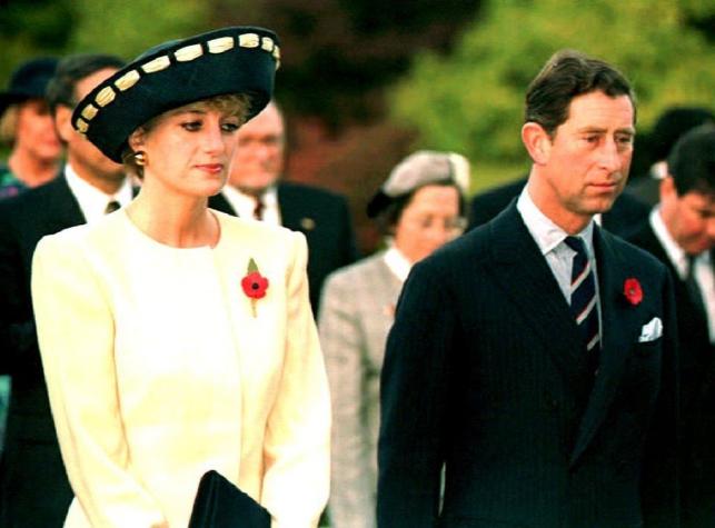 El desubicado gesto que el Príncipe Carlos tuvo con Lady Di en el día de su matrimonio