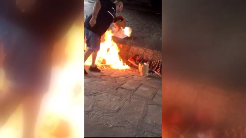 [VIDEO] Continúa la búsqueda del responsable de quemar a dos personas en Buenos Aires