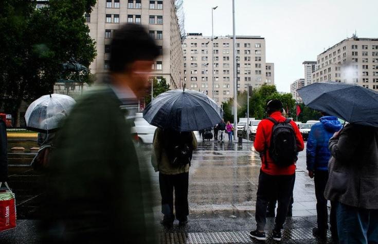 [VIDEO] ¿Cuándo y a qué hora comenzarán las lluvias en Santiago?