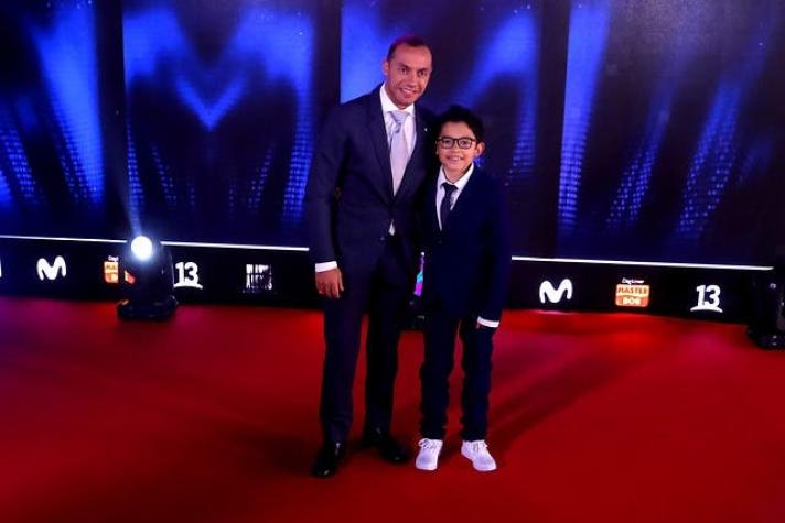 [FOTOS] Marcelo Díaz y Claudio Bravo llegaron a ver la película de Alexis Sánchez