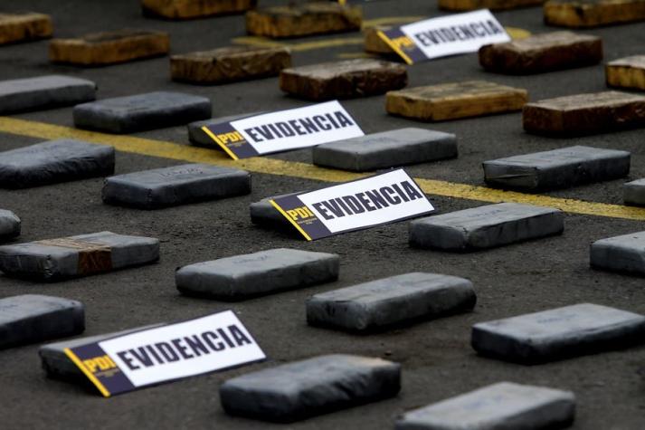 Piñera anuncia "tolerancia cero" contra el narcotráfico y un aumento policial en 33 barrios