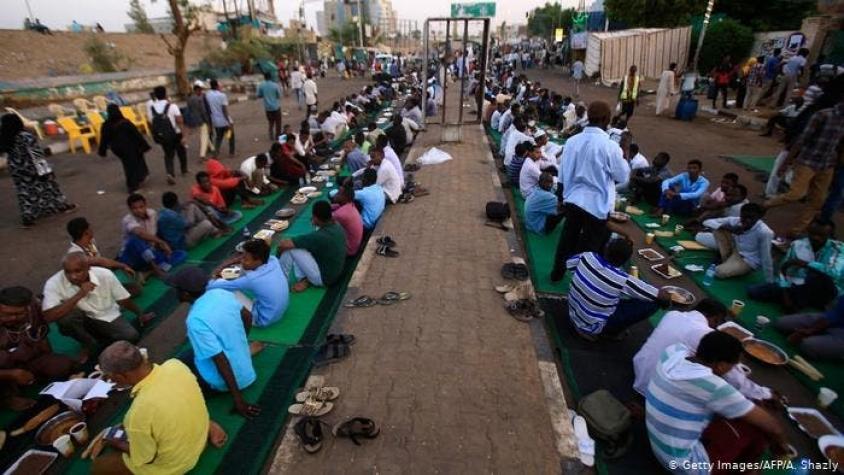 Al menos cinco muertos en Sudán tras intento de desalojar acampada de protesta