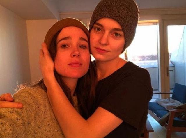 [FOTO] Ellen Page celebra el Mes del Orgullo LGBT en topless junto a su esposa
