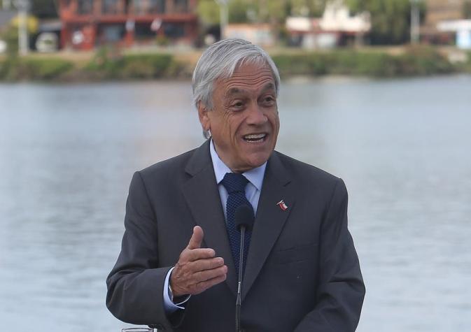 Piñera bromea en el Día del Medio Ambiente: "El océano una vez me echó la foca"
