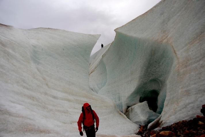 Libro evidencia en imágenes el impactante retroceso de los glaciares en Chile