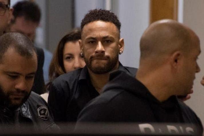 Neymar declara por divulgar fotos íntimas de mujer que lo acusa de violación