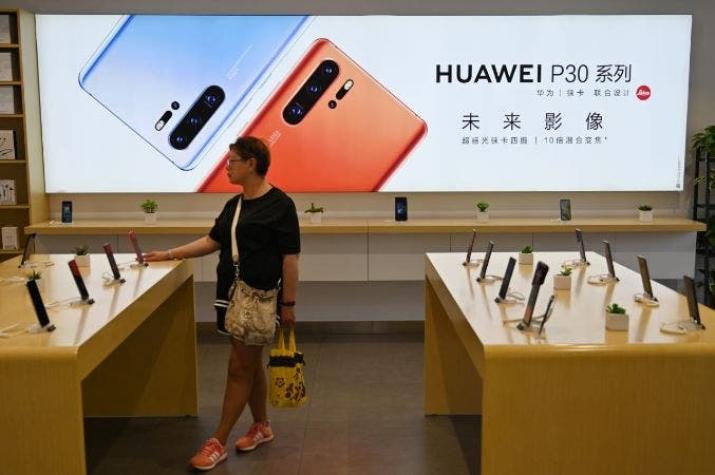 ¿Qué sigue?: Aplicaciones de Facebook dejarán de estar pre-instaladas en dispositivos Huawei