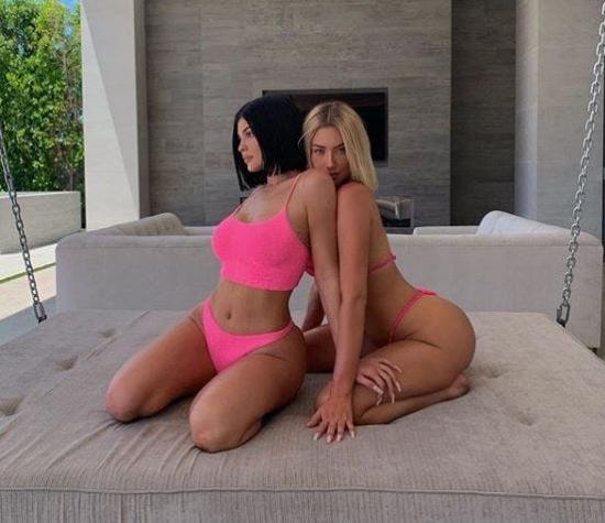 Kylie Jenner presume en redes sociales celebrando el cumpleaños de su nueva mejor amiga