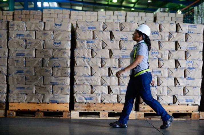 Sondeo muestra que el 96% de empresas venezolanas paralizó o redujo su producción en 2019
