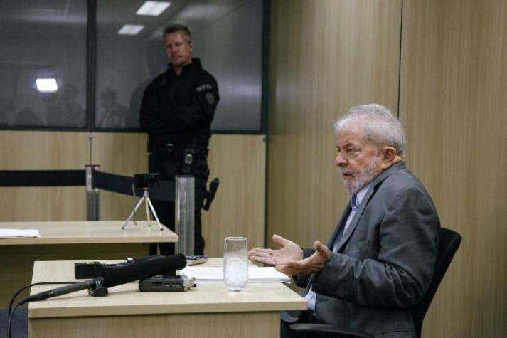 La corte suprema de Brasil posterga el examen de la liberación de Lula