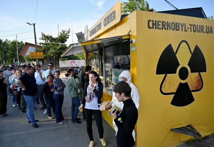 Productor de "Chernobyl" se molesta por las fotos de los turistas que visitan el lugar