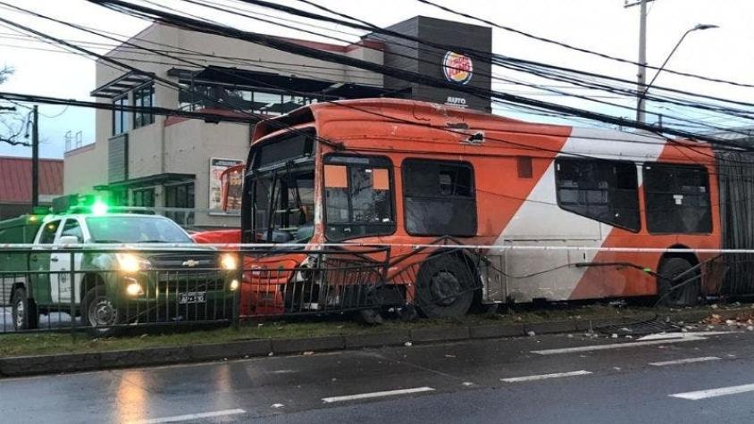 Bus de Red protagoniza accidente de tránsito y deja al menos un muerto en Maipú