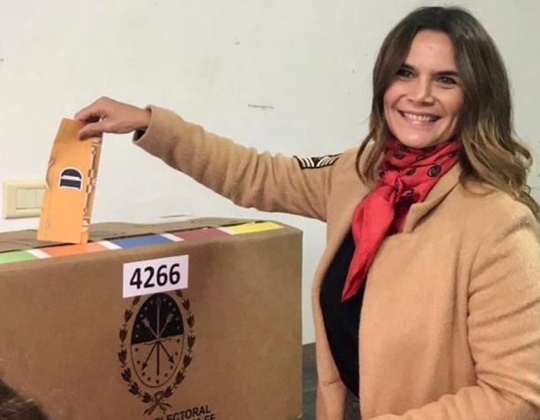 Periodista y modelo argentina Amalia Granata fue electa como diputada en Argentina
