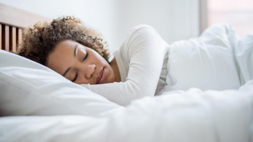 8 sencillos pasos para enseñarle a tu cuerpo a despertarse más temprano