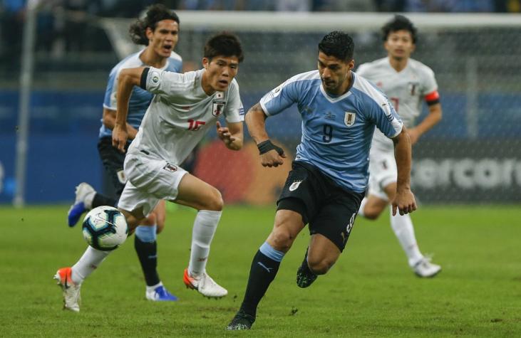 Uruguay se enreda con un empate ante Japón en el grupo de La Roja en Copa América