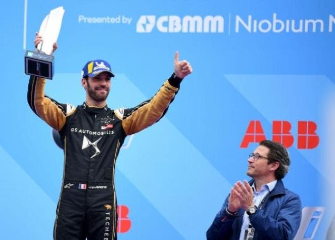 Jean-Eric Vergne triunfó en Berna y se acerca al título de la Fórmula E