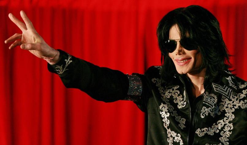 Una muñeca de porcelana y jeringas: Documental describirá el lecho de muerte de Michael Jackson