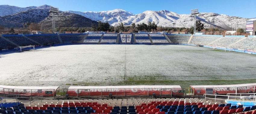 [FOTO] La hermosa postal que dejó la nieve en el estadio de la Universidad Católica