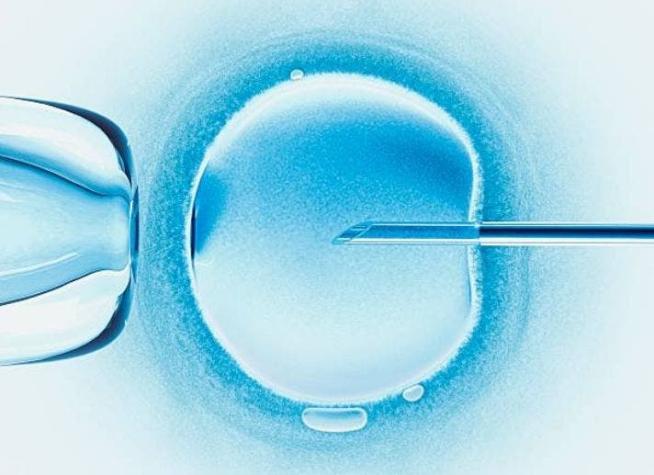 Médico canadiense pierde su licencia por usar su propio esperma para inseminar a pacientes