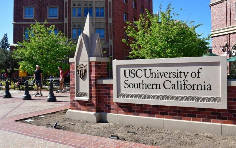 Ginecólogo es detenido por abuso sexual a varias mujeres en universidad de EE.UU.