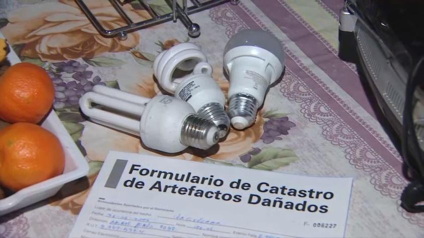Cientos de electrodomésticos resultan quemados tras falla de voltaje en La Cisterna