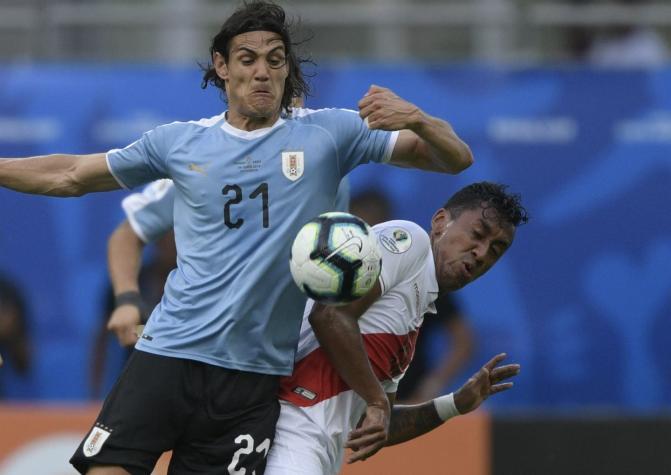 [VIDEO] La sacó del estadio: Lo que se perdió Cavani en Uruguay frente a Perú por Copa América