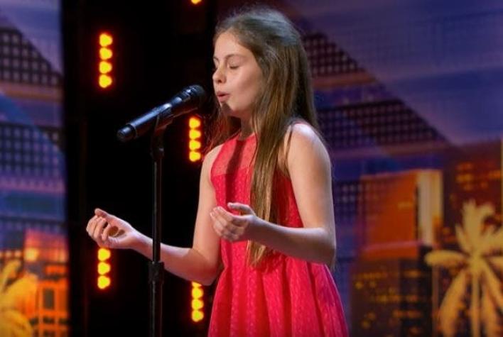 Niña de 10 años sorprende con su increíble voz en America's Got Talent
