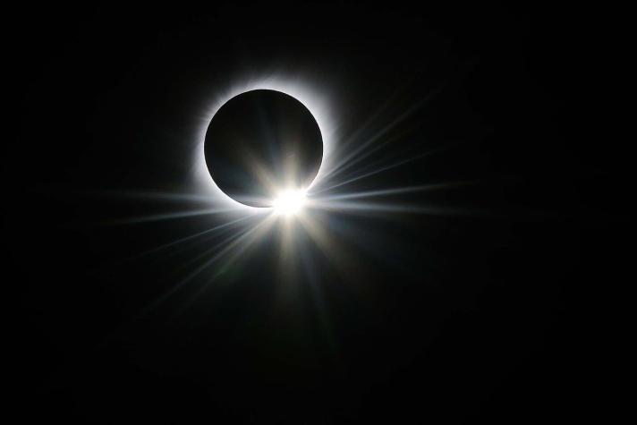 [FOTO] NASA destaca espectacular fotografía del eclipse captada en la Región de Coquimbo