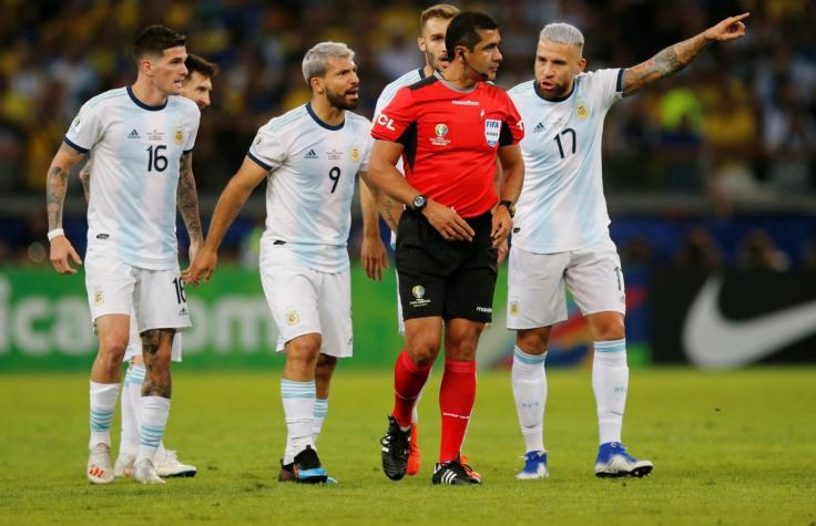 La carta de la AFA a la Conmebol acusando "graves y groseros errores arbitrales" en Copa América