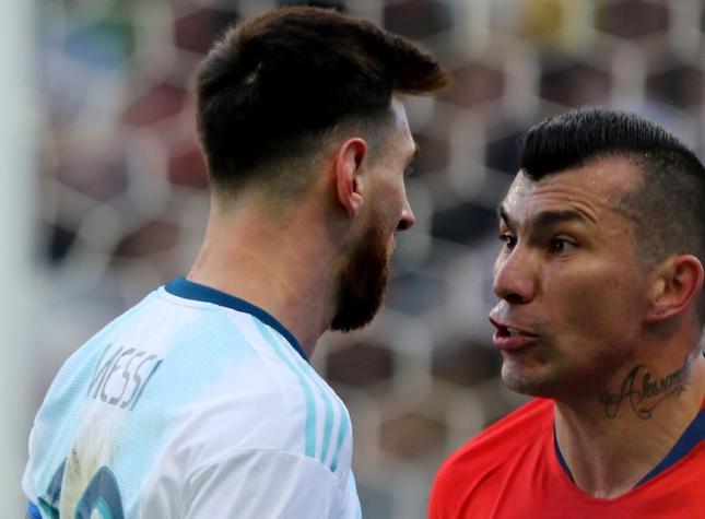 Messi tras expulsión ante Chile: "Medel es así, va siempre al límite"