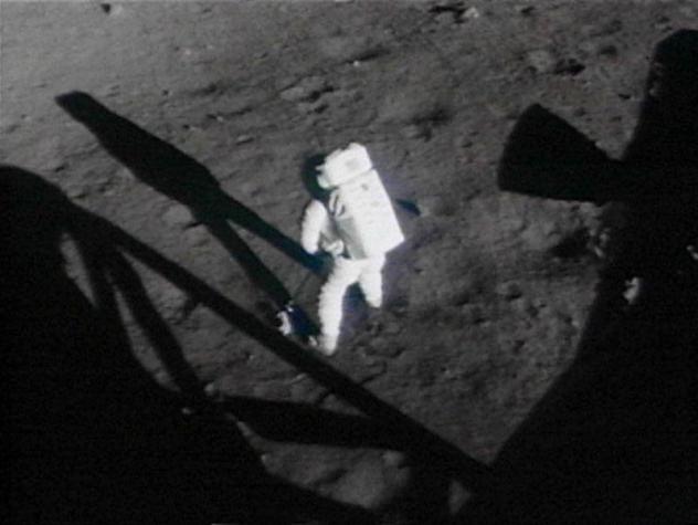 [VIDEO] Neil Armstrong: "Es un pequeño paso para el hombre, pero un gran salto para la humanidad"