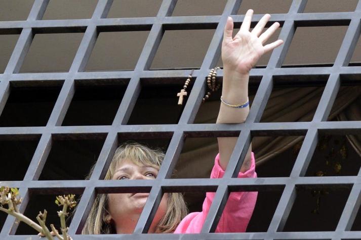 Braulio Jatar y jueza denuncian serie de prohibiciones en Venezuela luego de su liberación