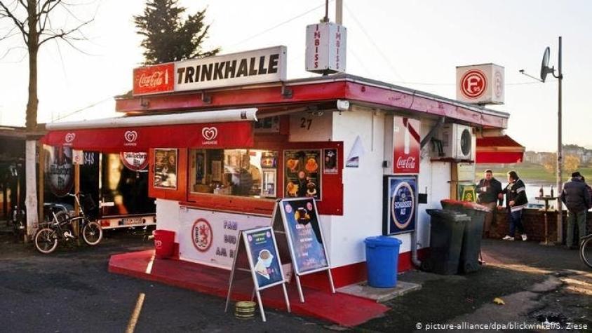 De la salchicha a la hamburguesa de insectos: la cultura de la comida callejera en Alemania