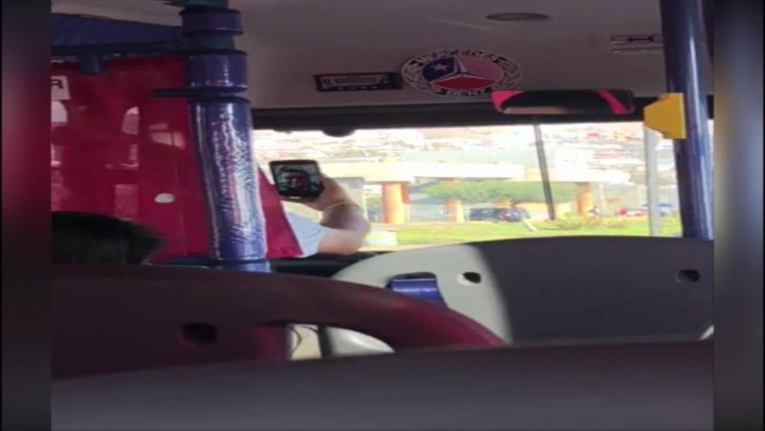 [VIDEO] Chofer fue despedido por hacer videollamada mientras manejaba
