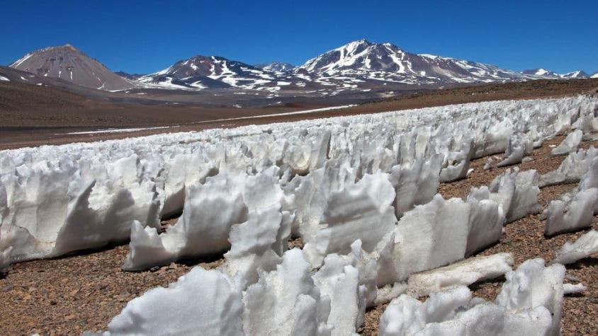 Qué son los penitentes, las enigmáticas dagas de hielo que crecen en medio del desierto de Atacama