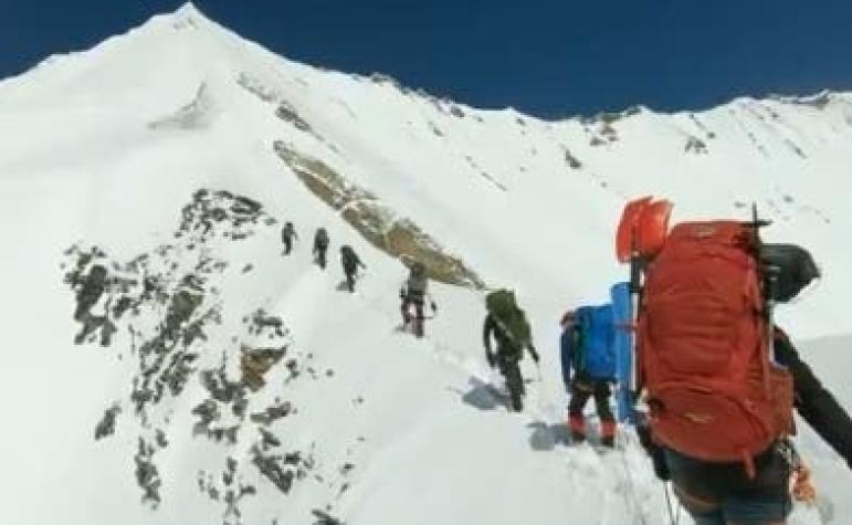 Publican el registro del momento previo a la tragedia donde murieron 8 alpinistas en el Himalaya