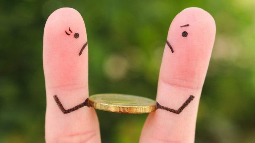 ¿Eres ahorrador o derrochador? 4 razones por las que nos peleamos por dinero con nuestra pareja