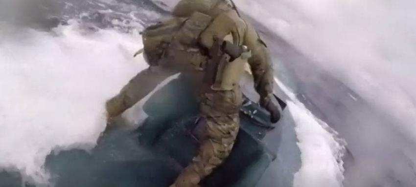 [VIDEO] Guardia Costera de EE.UU. captura un "narcosubmarino" con 18 toneladas de cocaína