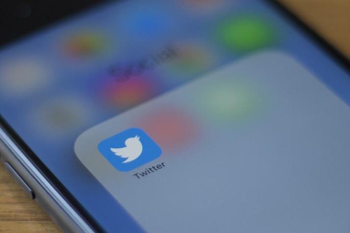 Contraloría impide a instituciones públicas bloquear a usuarios de Twitter