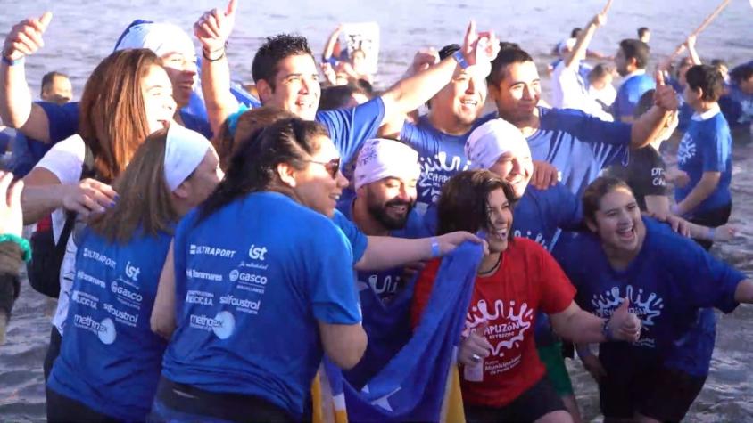 [VIDEO] Magallanes celebra el tradicional "chapuzón del Estrecho"