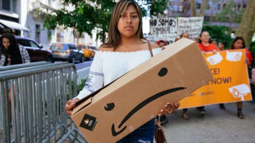 Amazon Prime Day: el día que causa furor entre los compradores y protestas de algunos de empleados