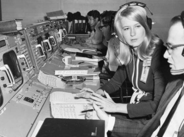 Mujeres Bacanas: Frances Northcutt, la primera mujer en la sala de control de la NASA
