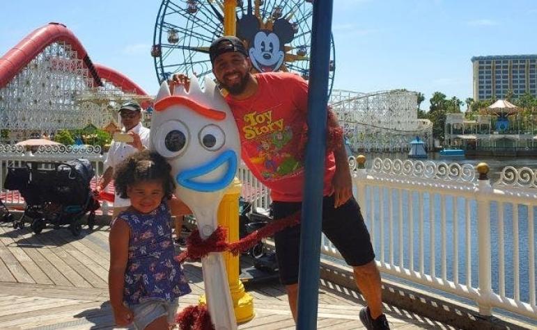 [FOTOS] La divertida selfie de un padre fanático de Toy Story...sin su hija