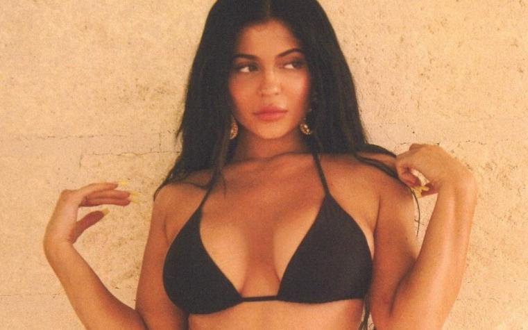¿Mucho Photoshop? Fanáticos acusan a Kylie Jenner de retocar paradisíacas fotos de sus vacaciones