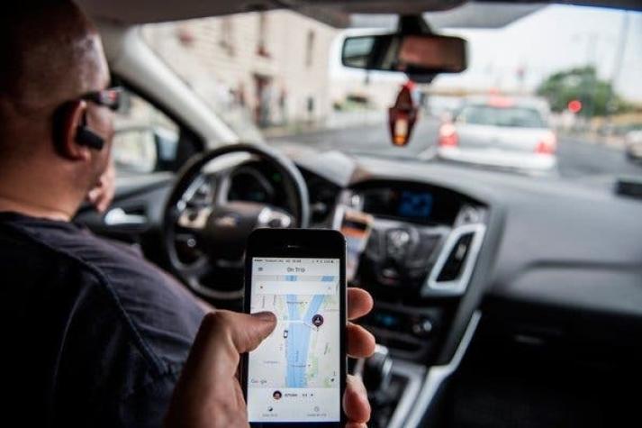 DF | Uber inicia ofensiva por regulación en Chile: "80% de usuarios perderá acceso a pedir viajes"