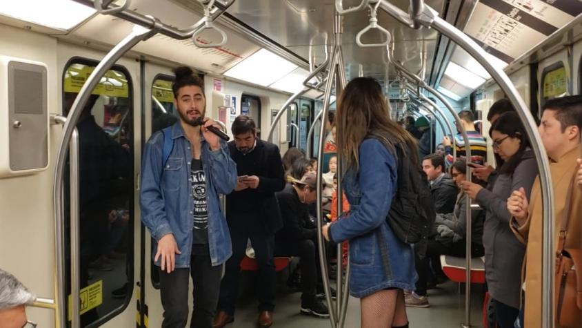 [VIDEO] ¿Molestan los músicos en los carros del metro?