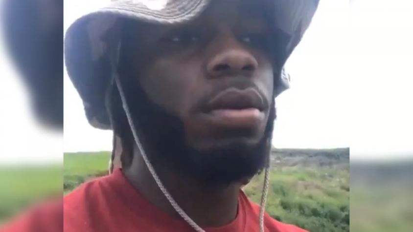 [VIDEO] Hombre vive instantes de tensión al pescar una "extraña" criatura en Houston