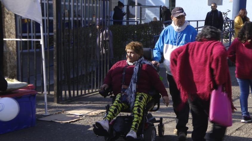 [VIDEO] Proyecto de ley priorizará a ancianos y discapacitados para ser atendidos en salud pública