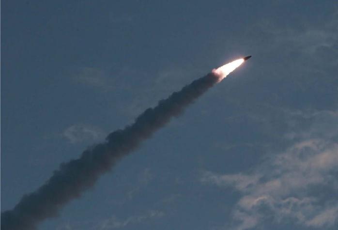 Corea del Norte afirma que misiles fueron una "solemne advertencia"