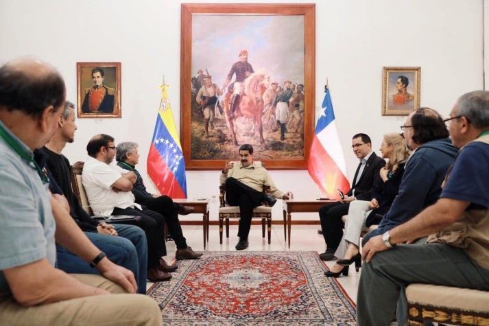 Nicolás Maduro se reúne con delegación chilena compuesta por parlamentarios y un nieto de Allende